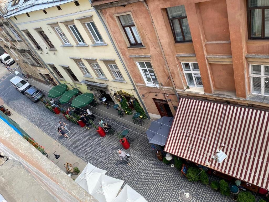 Вірменський Собор , Не Мансарда Lviv Ngoại thất bức ảnh