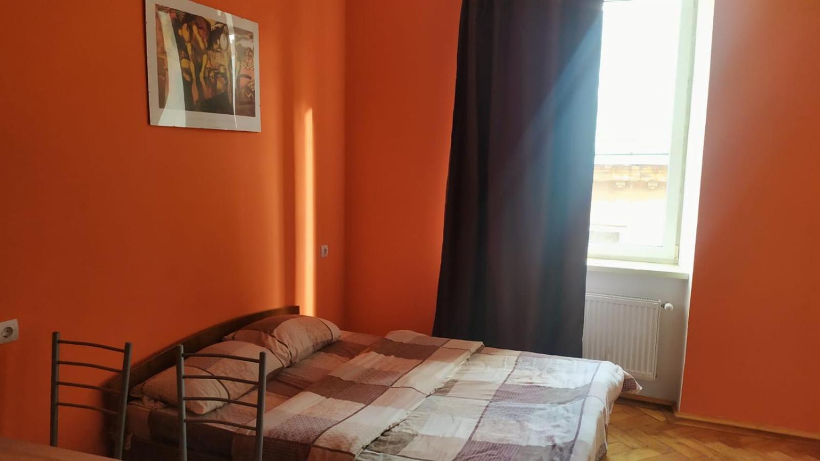 Вірменський Собор , Не Мансарда Lviv Phòng bức ảnh