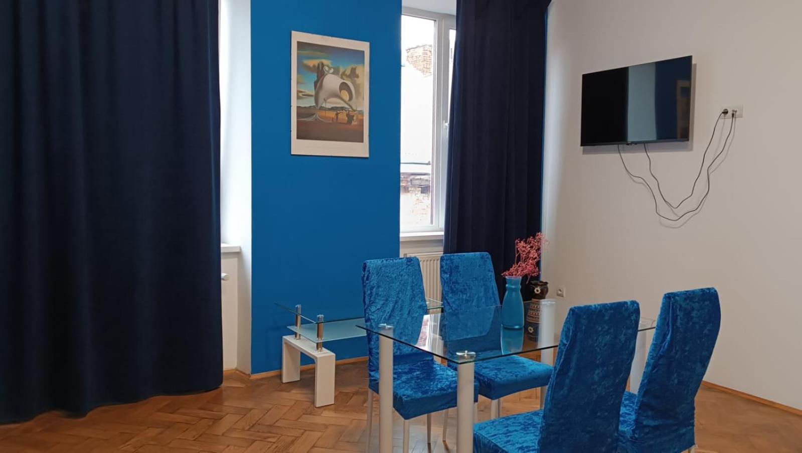 Вірменський Собор , Не Мансарда Lviv Ngoại thất bức ảnh